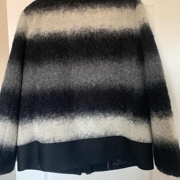 Banana Republic Mohair Jacket - Picture 4 of 7